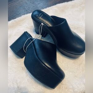 A new day Chic women’s Black Platform Mules. NWT